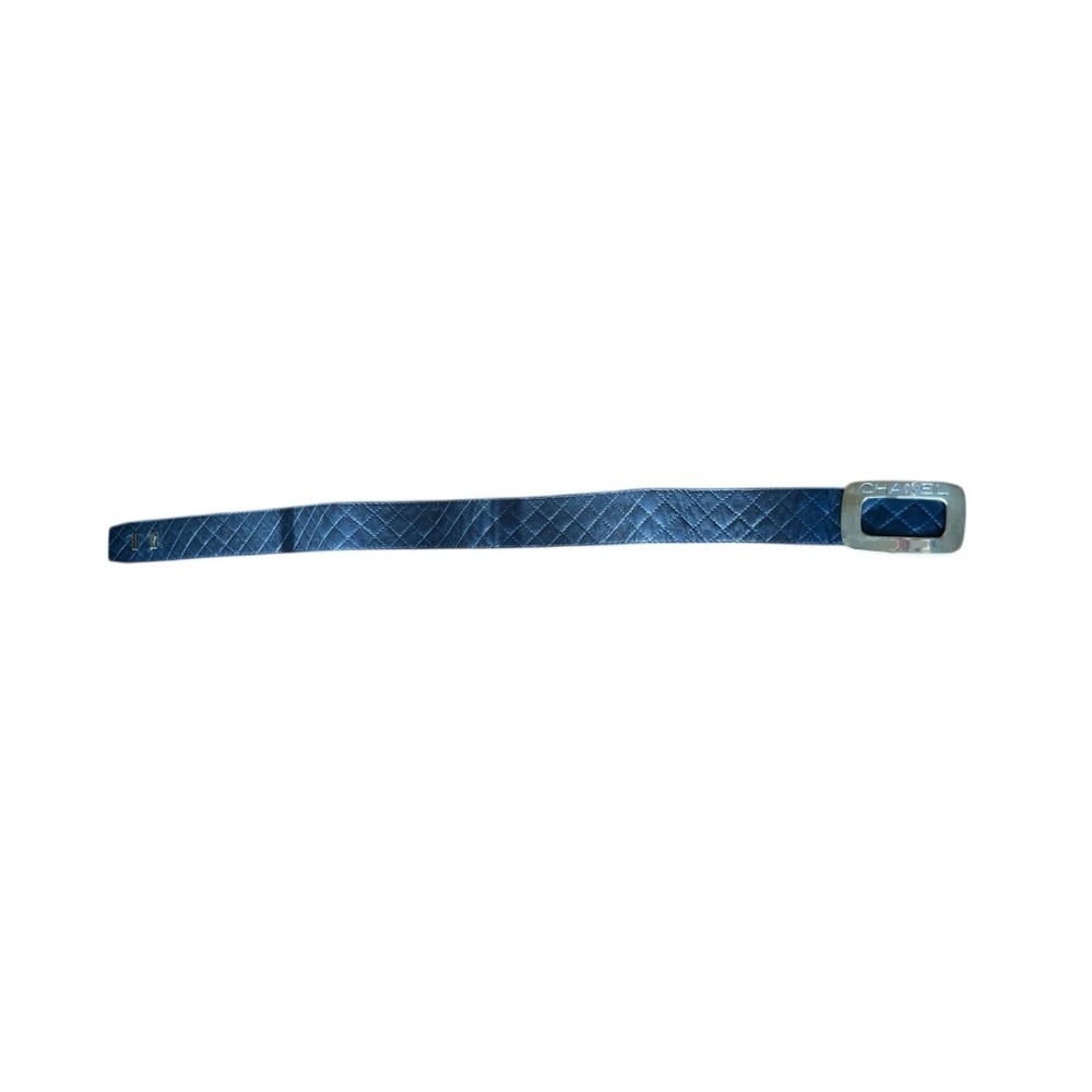 Vintage CHANEL Navy Quilted Leather Belt with Gold Buckle Sz 26 - Picture 8 of 8